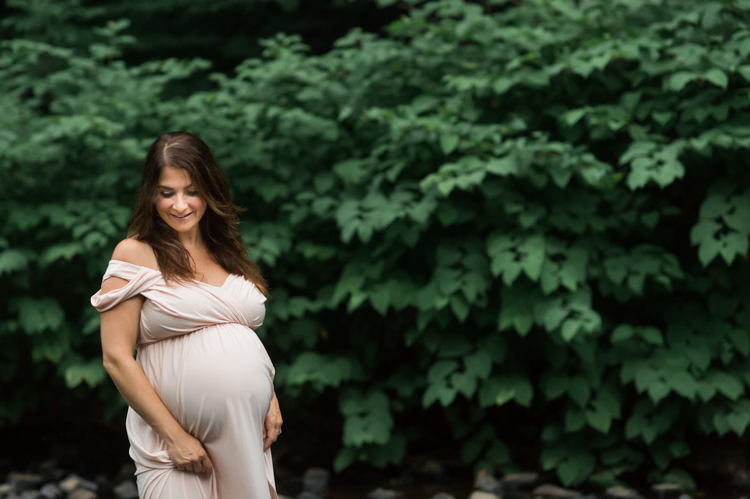 I was thrilled when Michelle from Pink Comb Studio reached out for her maternity photos. Following COVID-19 rule, keeping social distance I photographed Michelle and her two beautiful girls at Watchung Mountain NJ. With overcast weather three trees and grass showed such a rich deep green colors. I love bold rich colors in my photos as much as I love sunset golden hour. Michelle was just glowing and looked so beautiful. Was so happy to have such a beautiful mama in front of my camera before Michelle becomes mama of three girls. I can not wait to see her new baby girl and see her family grow. Michelle Surgent’s maternity session captured by Karis from heykaris.